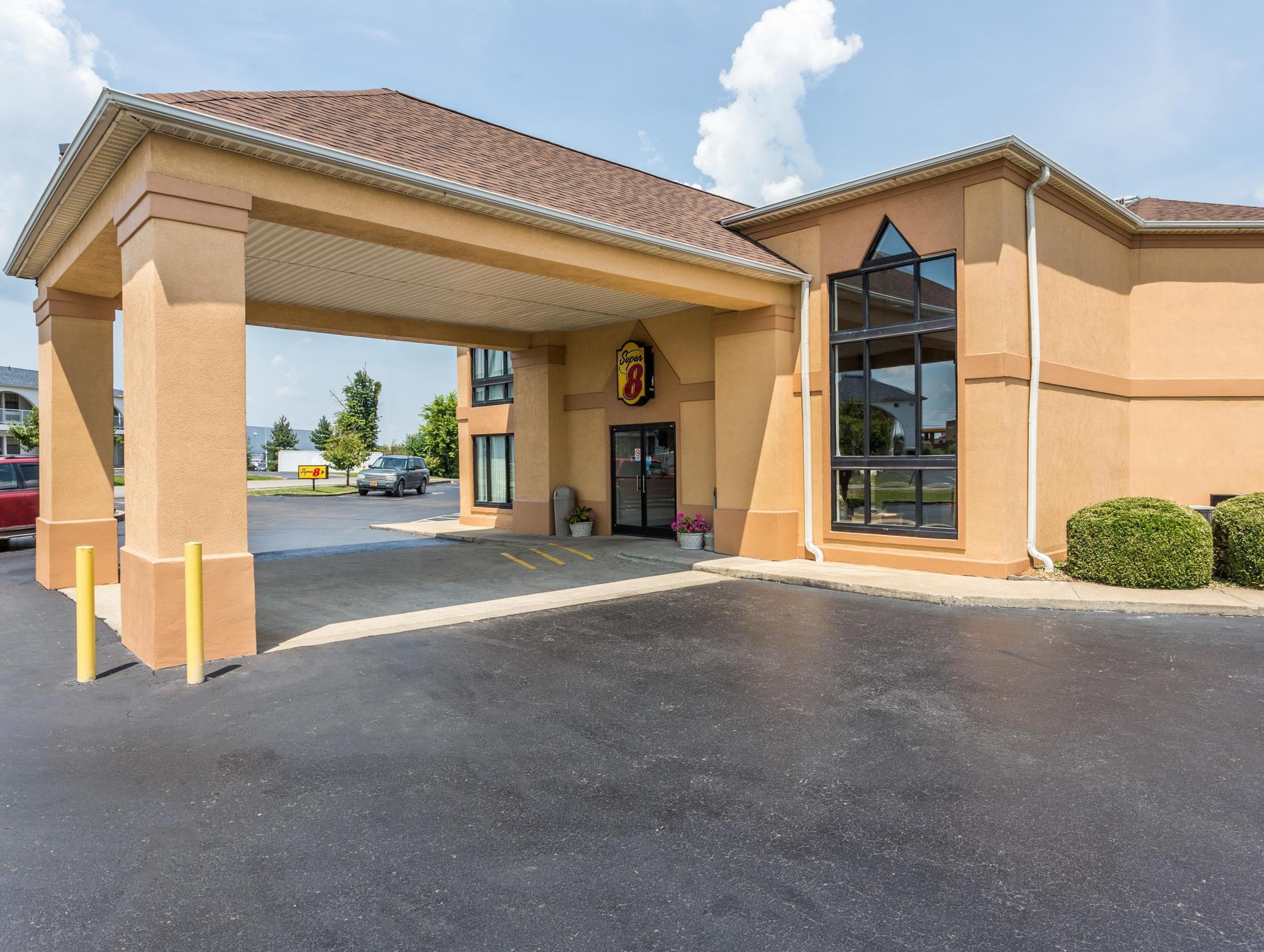 Super 8 By Wyndham Dickson Hotel Exterior foto